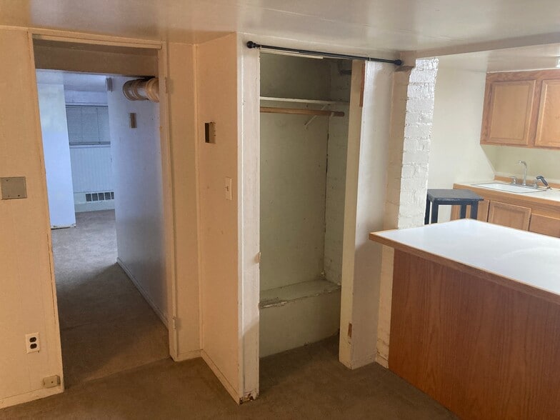Building Photo - 127 S 1200 E