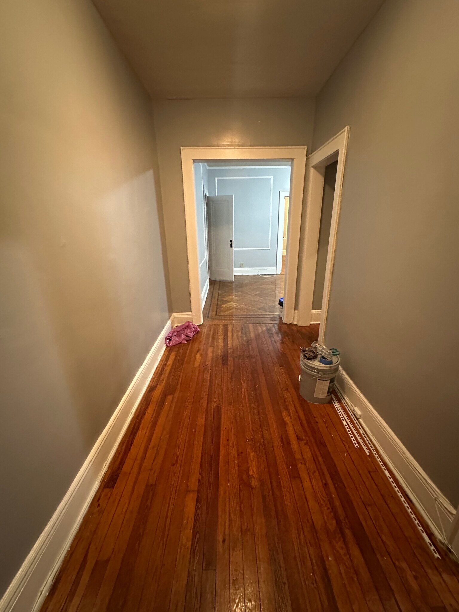 Building Photo - 403 Chestnut St