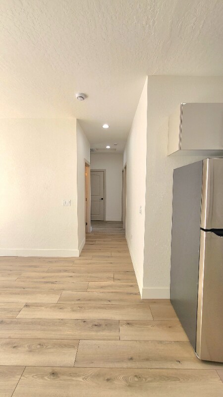 Building Photo - 1271 S Dandelion St