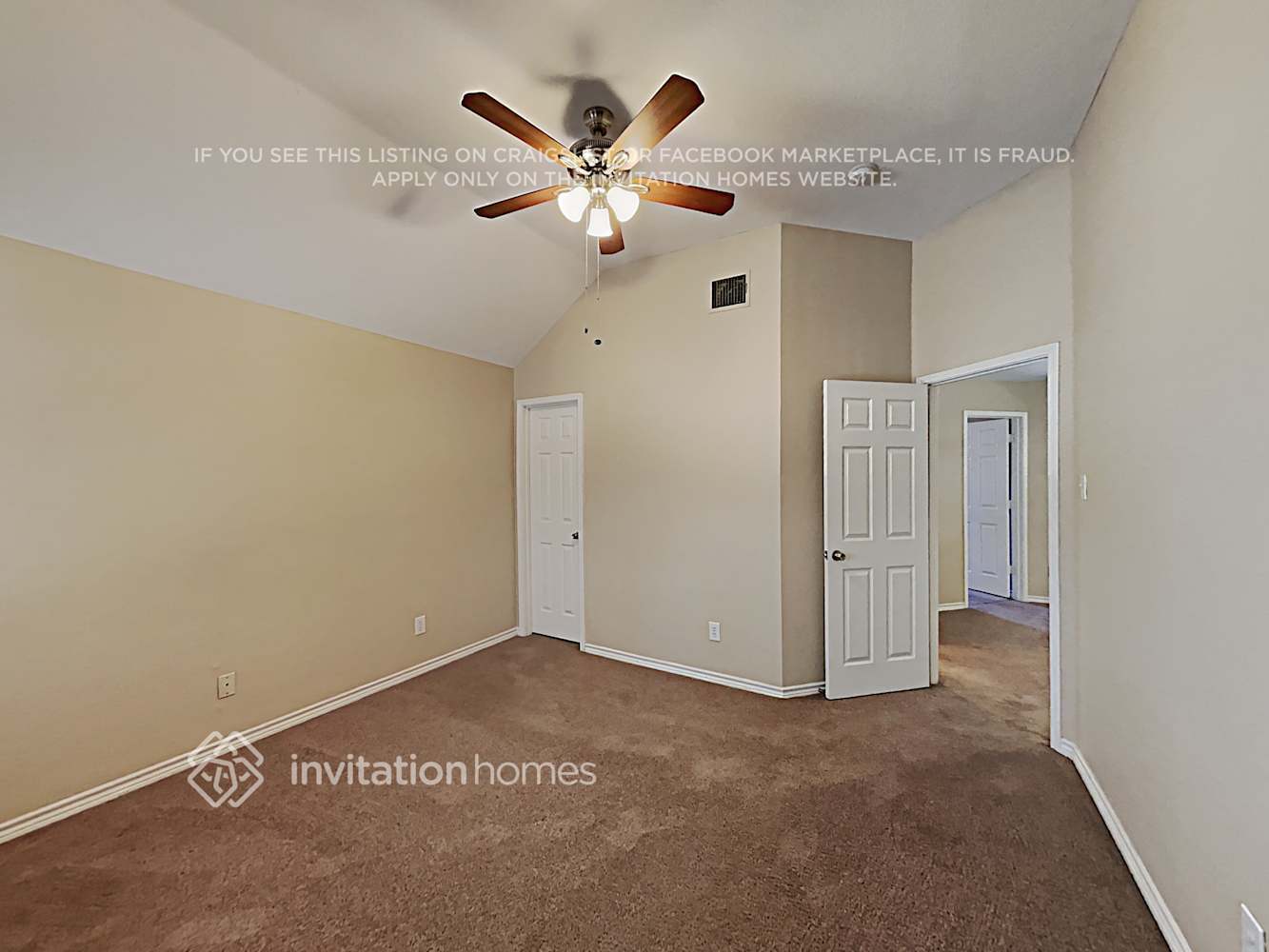 Building Photo - 2 Devon Ct