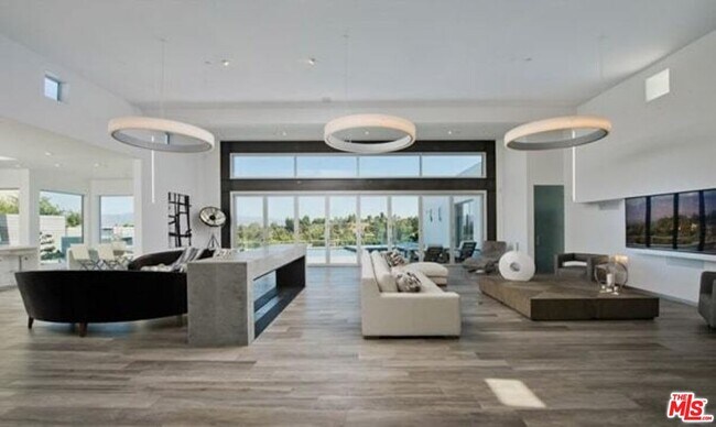 Building Photo - 16457 Westfall Pl