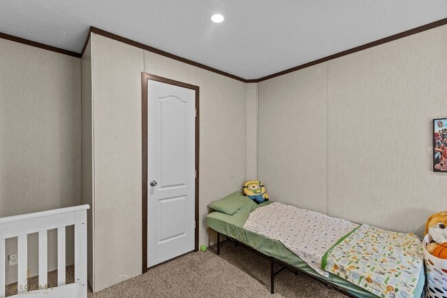 Building Photo - COUNTRY LIVING IN THE CITY