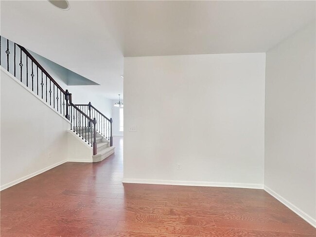 Building Photo - 2279 Millhaven St SE