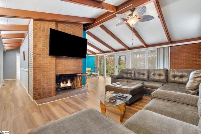 Building Photo - 103 Robinall Dr