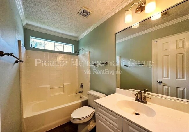 Building Photo - 2336 Kennison Ln