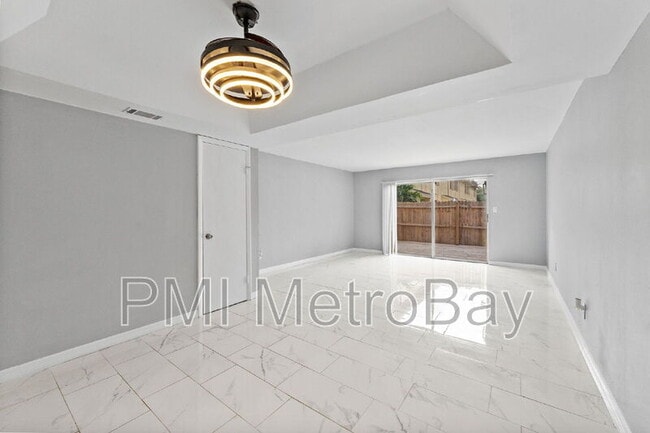 Building Photo - 7616 La Mesita Ct