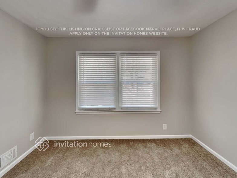 Building Photo - 1022 Williamsburg Ct NW