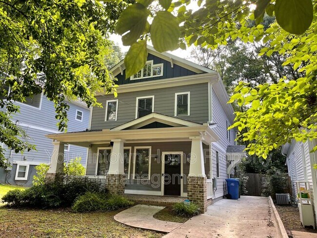 Primary Photo - 137 Flora Ave NE