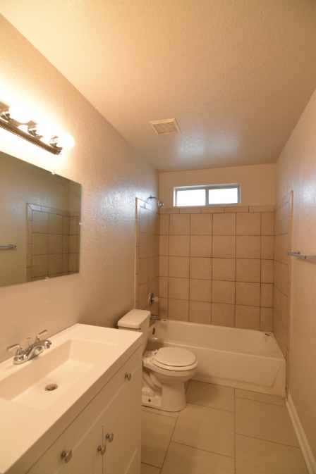 Building Photo - 4507 Hank Dr