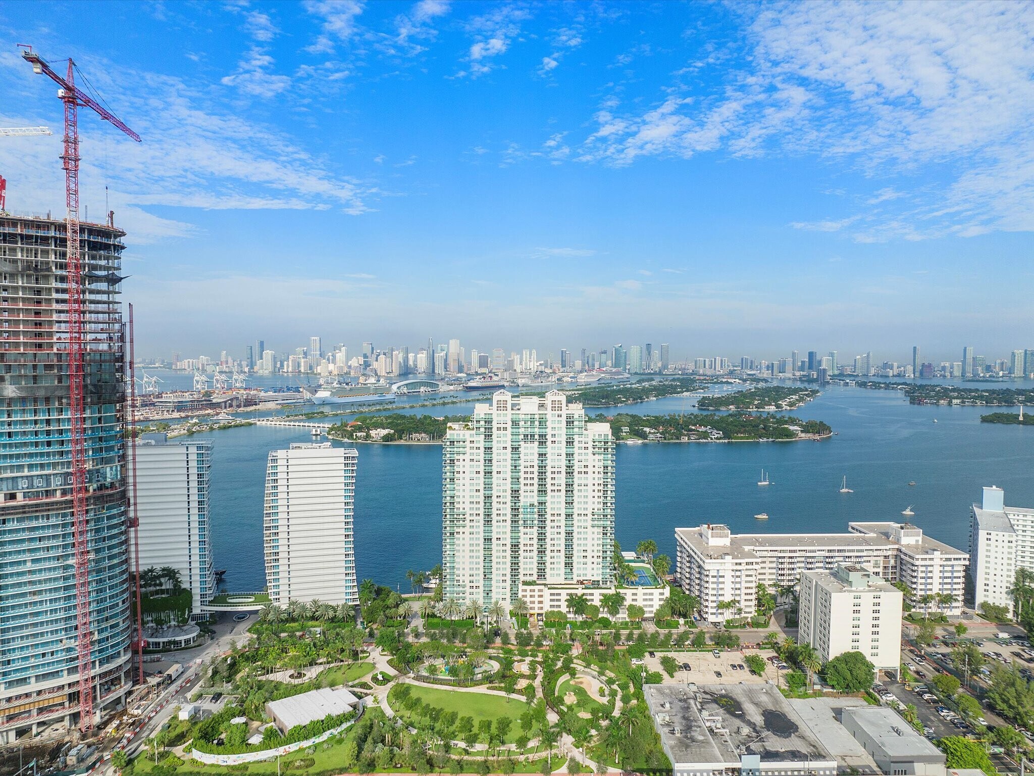 Building Photo - 650 West Ave