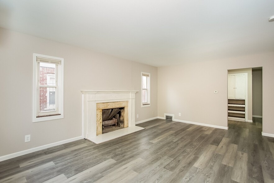 Building Photo - 4812 Balfour Rd