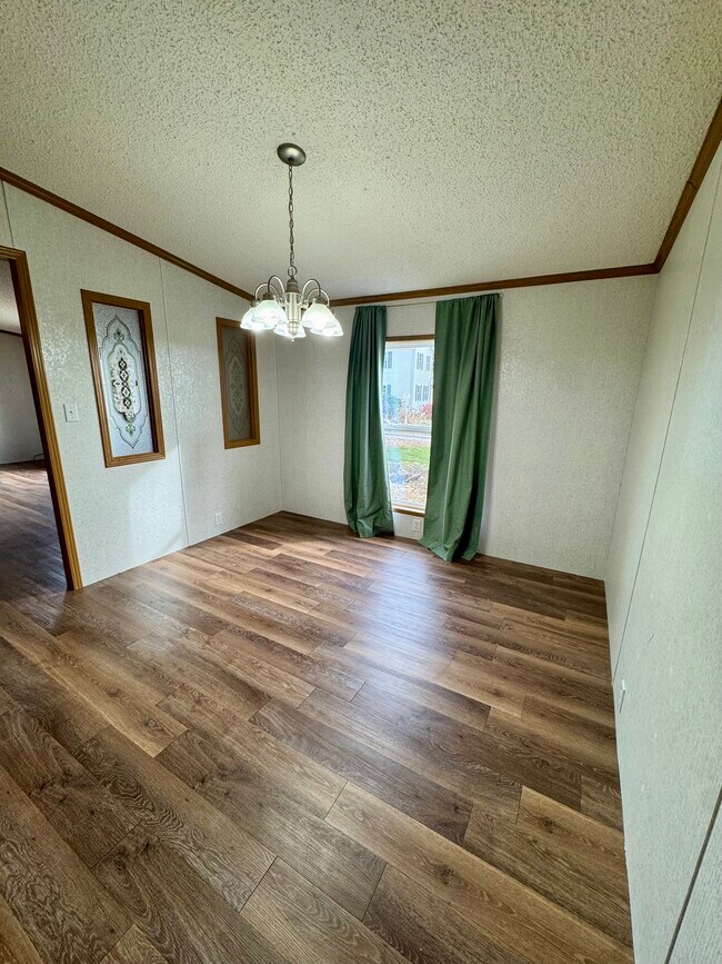 Building Photo - 14401 134th Ave W