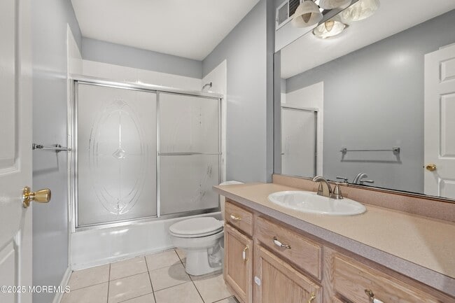 Building Photo - 7 Linden Ave