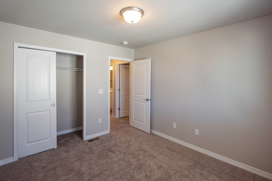 Building Photo - 7512 Mount Elbert Pt