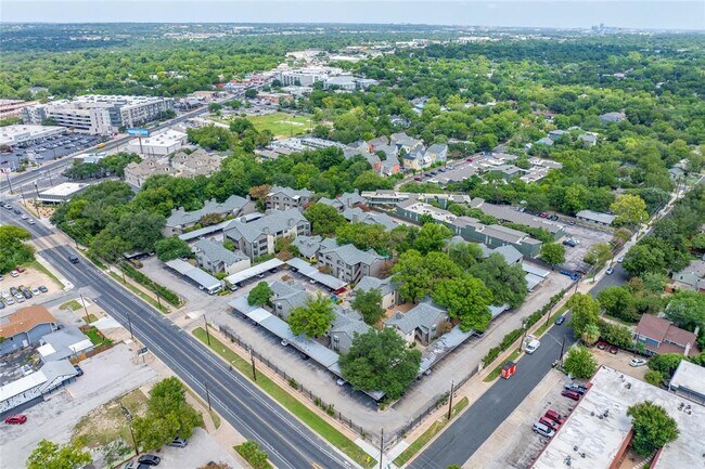 Building Photo - 1510 W N Loop Blvd