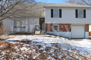 Building Photo - 13110 Donnelly Ave