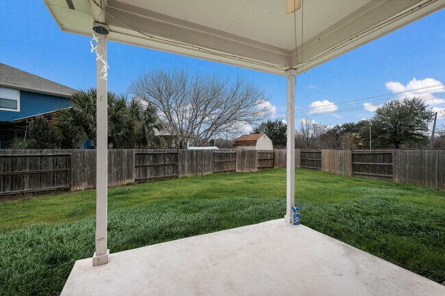 Building Photo - 209 Arrowhead Cove
