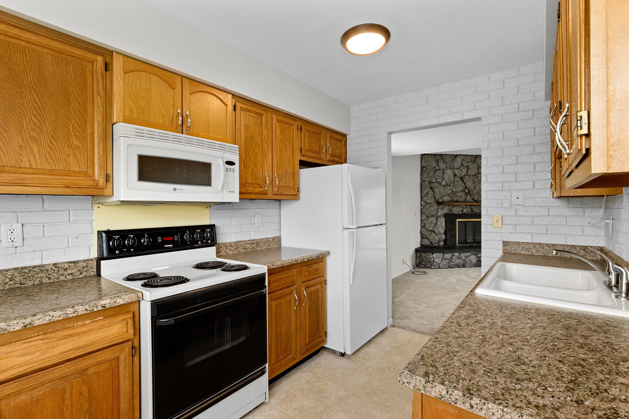Building Photo - 6207 N Northmoor Ct