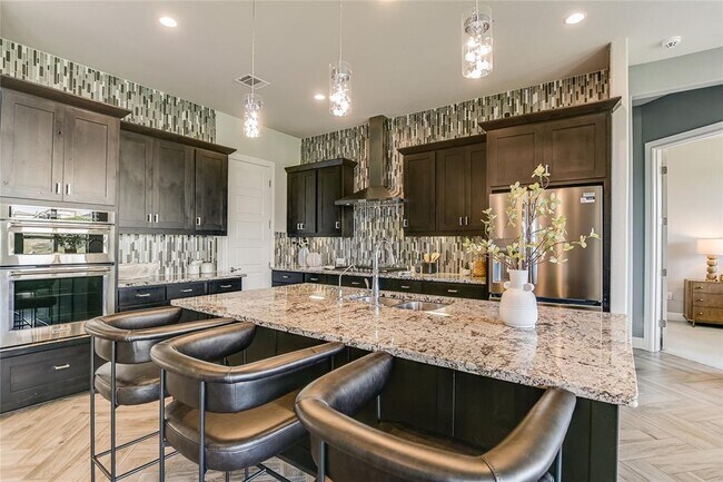 Building Photo - 3925 Piana Pl