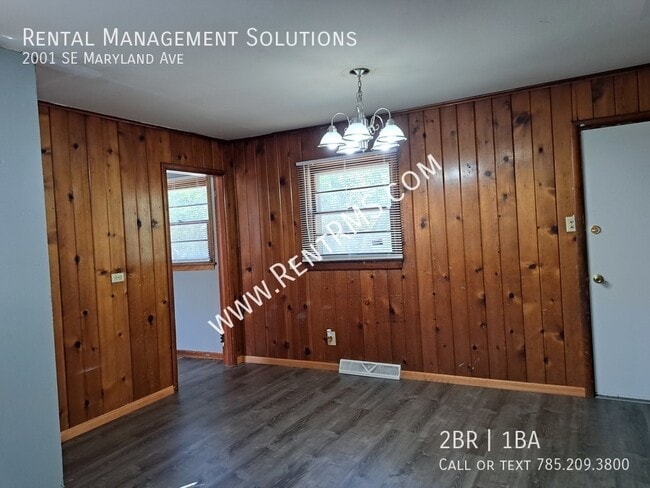 Building Photo - 2001 SE Maryland Ave