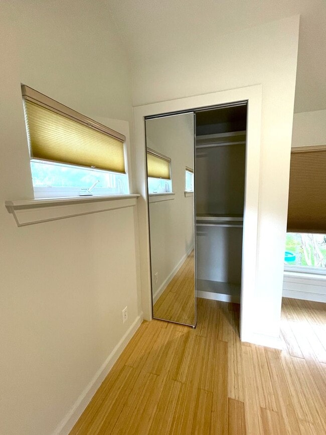 Building Photo - 4718 Depew Ave