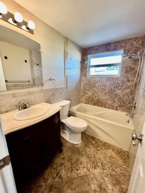 Building Photo - 3717 Cedarwood Dr