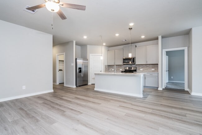 Building Photo - 17877 Stone Ter Ct