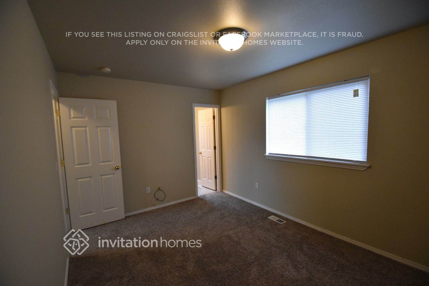 Building Photo - 6118 51st St NE