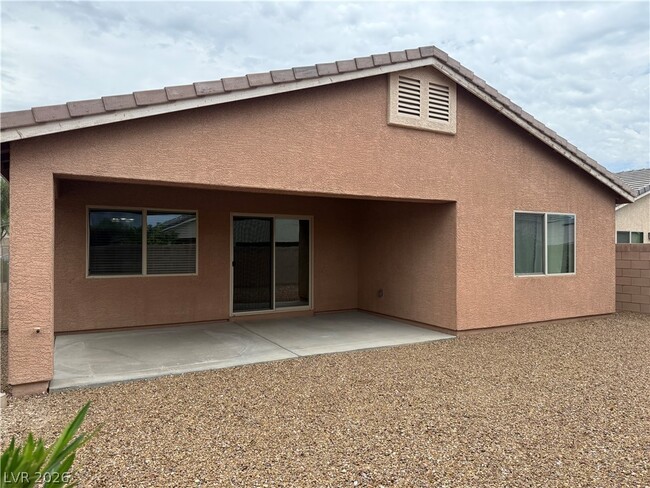 Building Photo - 8231 Buffalo Ranch Ave
