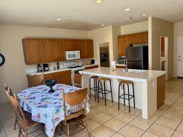 Building Photo - 47497 Lagoon Ct