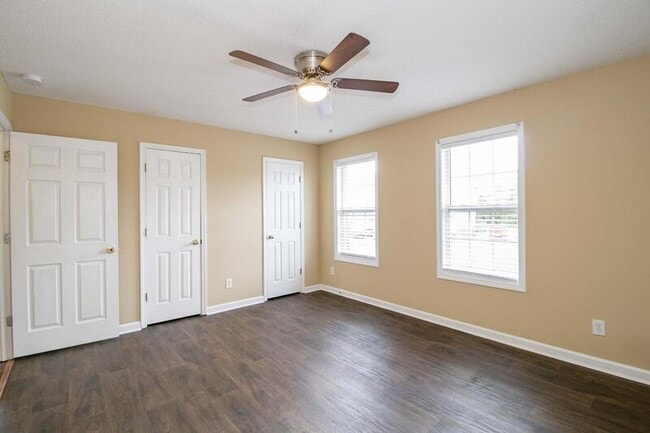 Building Photo - 2107 Ringgold Ct