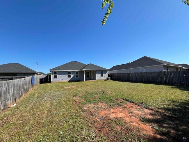 Building Photo - 114 Tahoe Ln