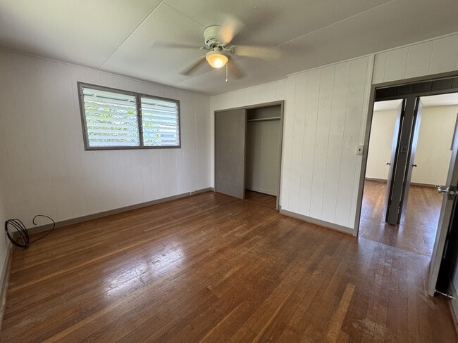 Building Photo - 1412 Kaminaka Dr