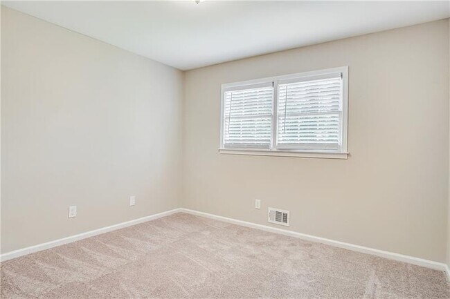 Building Photo - 8401 Union Grove Rd