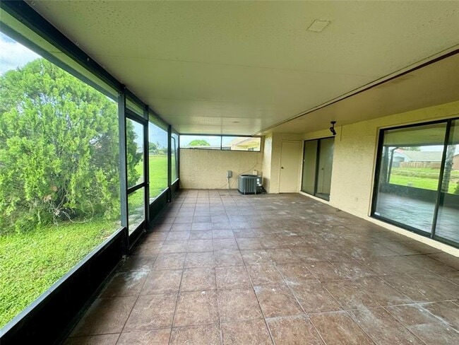 Building Photo - 10849 NW 30th Pl