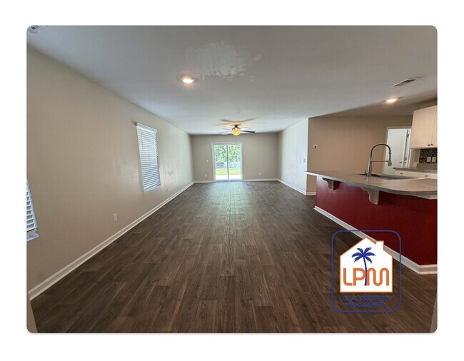 Building Photo - Beautiful and spacious 5-Bedroom Home in Convenient Okatie Location