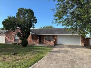 Building Photo - 8 W Daffodil Ave