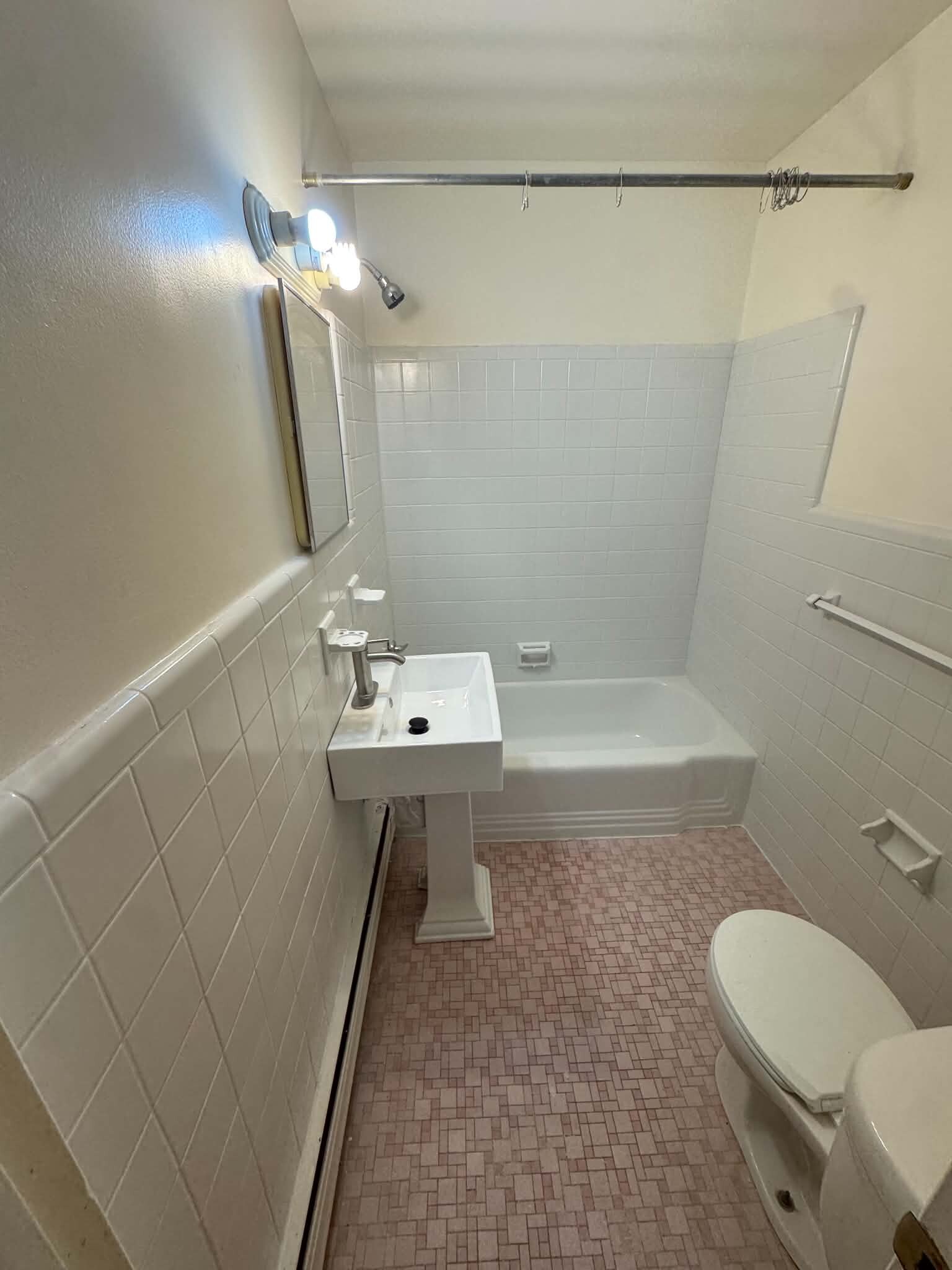 bathroom - 4994 Miriam Rd