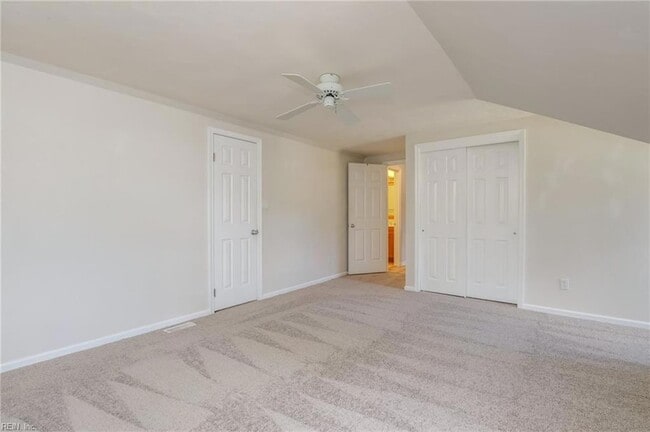 Building Photo - 521 Shakespeare Dr