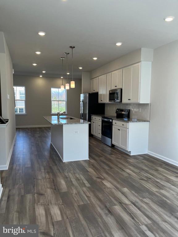 Building Photo - 306 Watercourse Dr