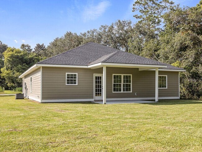 Building Photo - 1002 Oglethorpe Ln