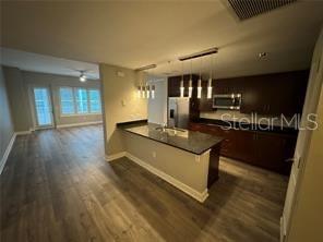 Building Photo - 100 S Eola Dr