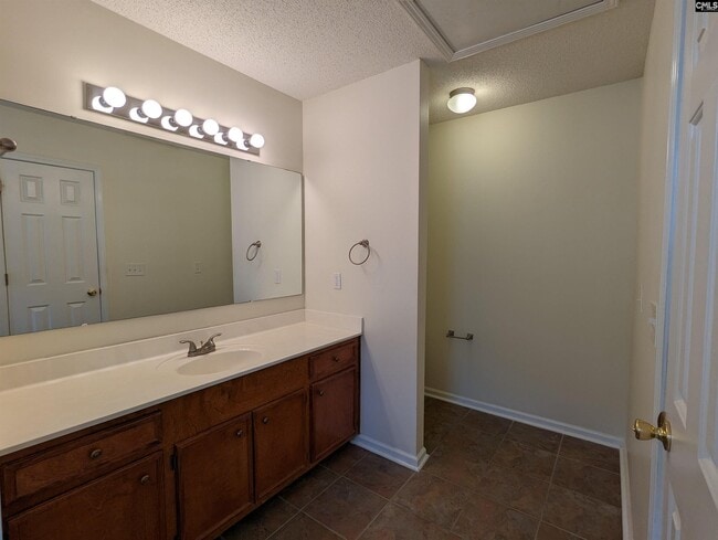 Building Photo - 417 Ruddy Duck Ct