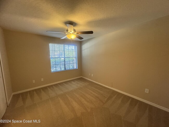 Building Photo - 7667 N Wickham Rd