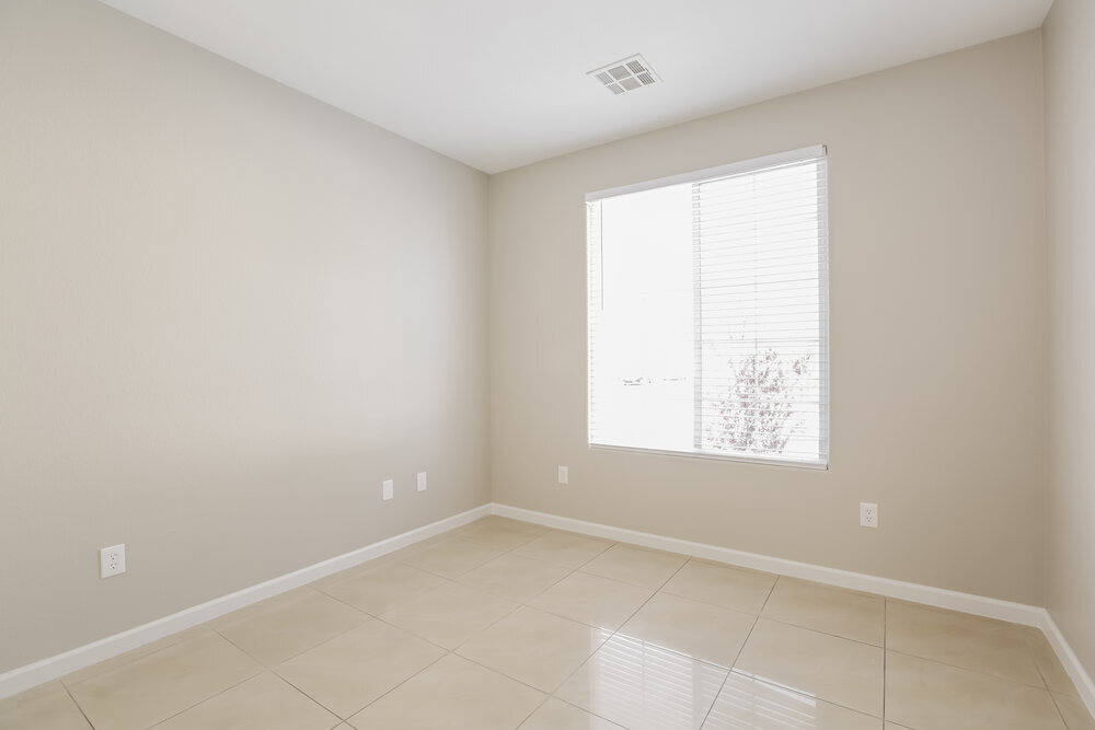 Building Photo - 8139 W Ficus Dr
