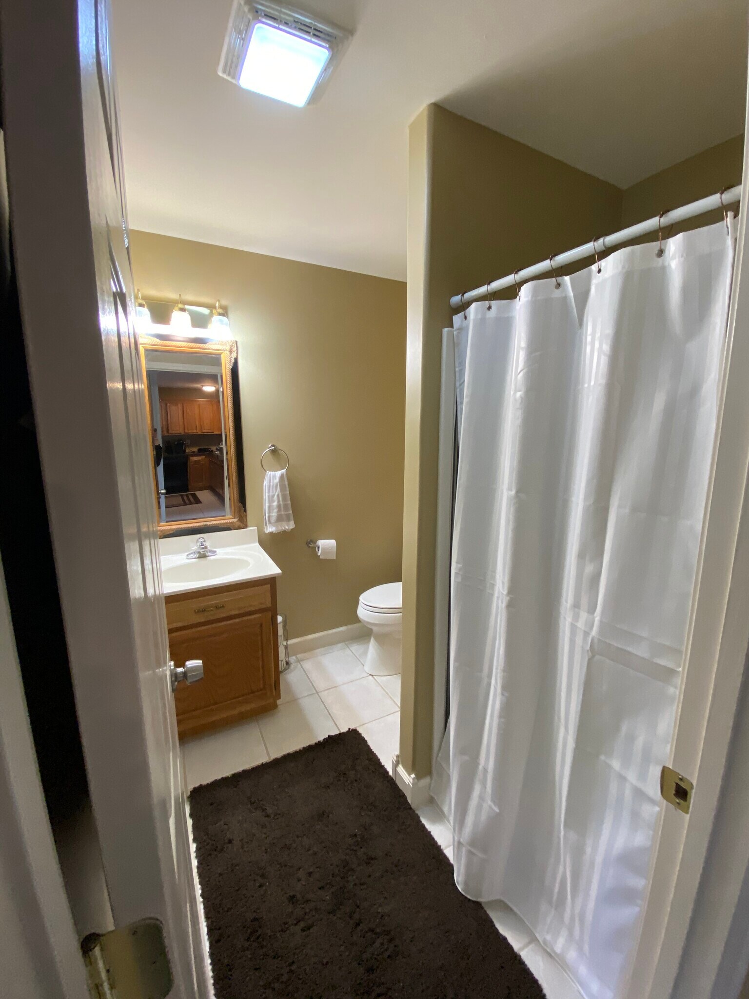 Building Photo - 2004 Utica Pike