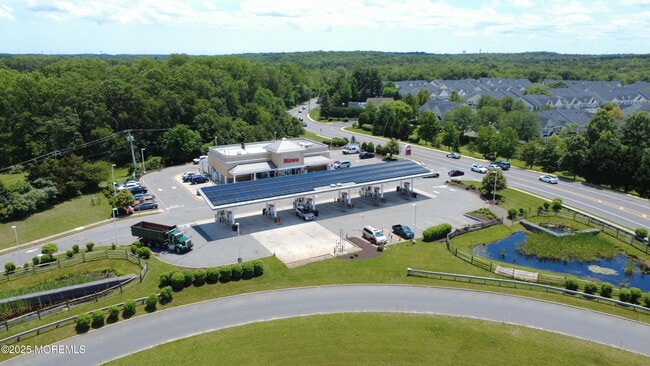 Building Photo - 311 Brookfield Dr