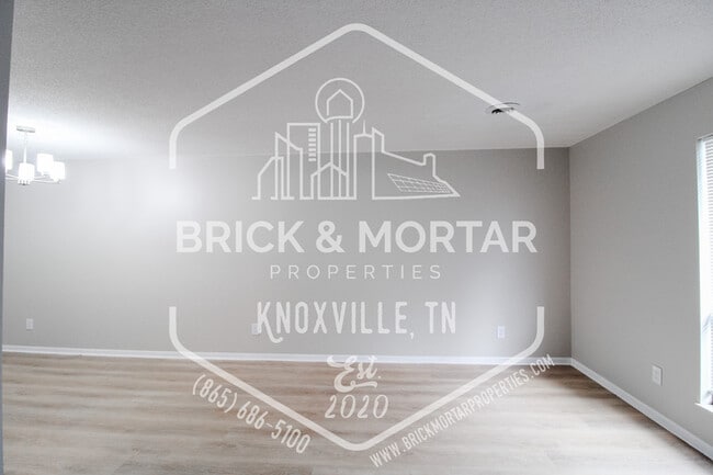 Building Photo - 2105 Belle Terra Rd