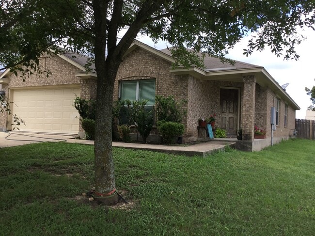 Building Photo - 160 Bloomsbury Dr