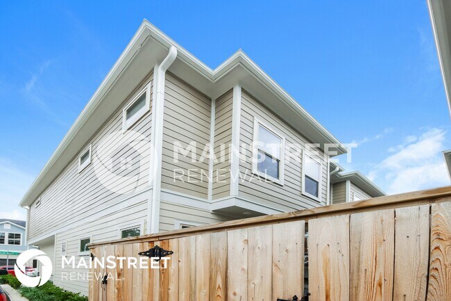 Building Photo - 5102 Royal Heath Dr